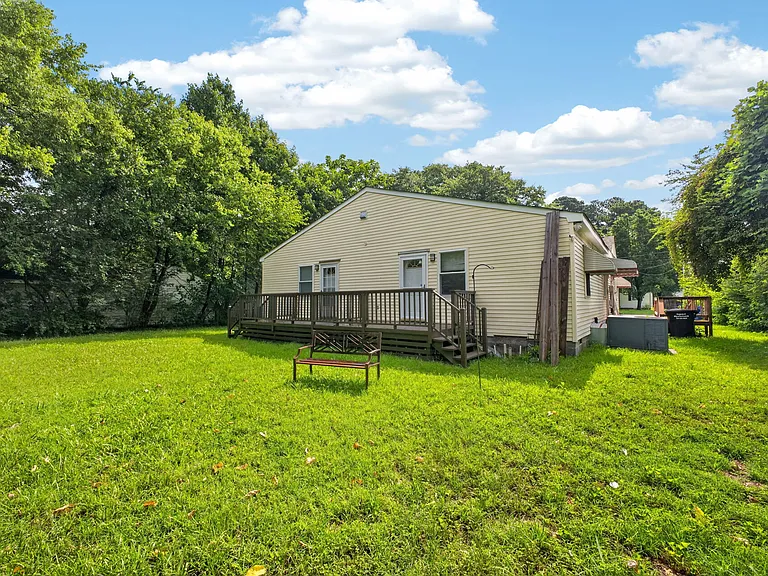 100 Hodges Manor Rd — Photo 20