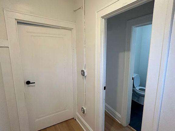 4th image of 1384-1388 W 83rd St #405