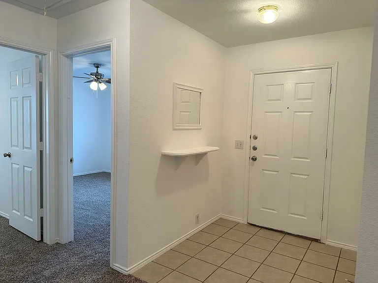 8255 Horse Whisper Ln — Photo 4