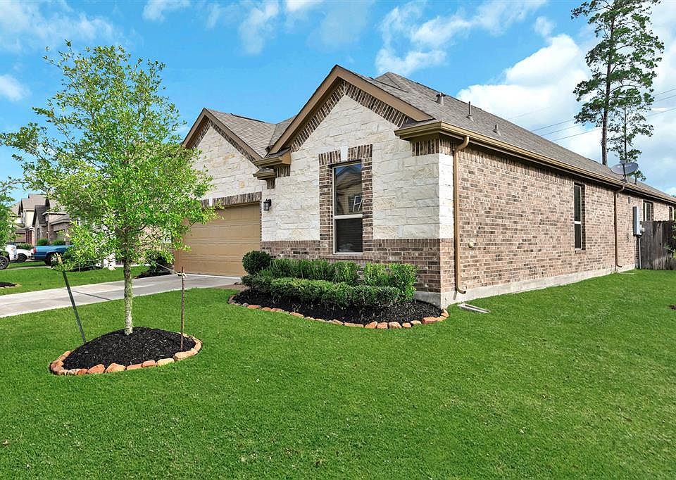 1st image of 5923 Rivergrove Bend Dr