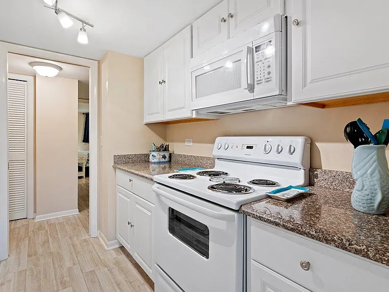 2525 Florida Blvd #130 — Photo 16