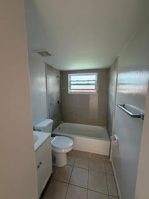 2 bed, 900 sqft, $1,395 — Photo 3