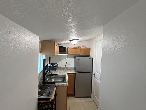 3rd image of 2308 Nansen Ave #1