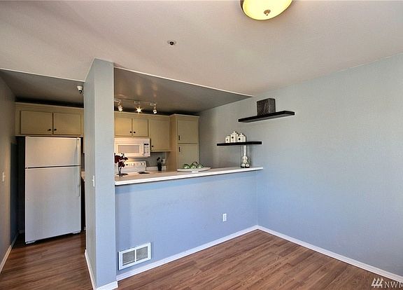 5th image of 7453 Newcastle Golf Club Rd