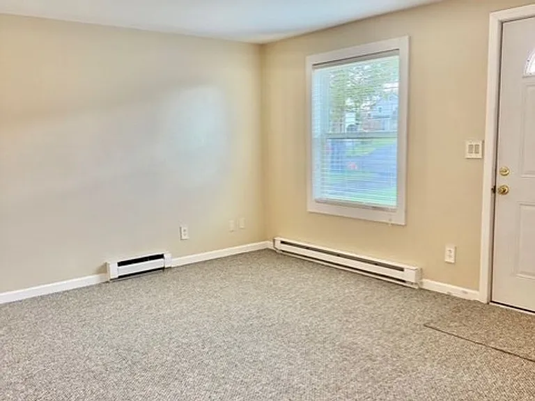120 Hinsdale St — Photo 4