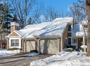 21 Stone Run Rd, Bedminster, NJ 07921