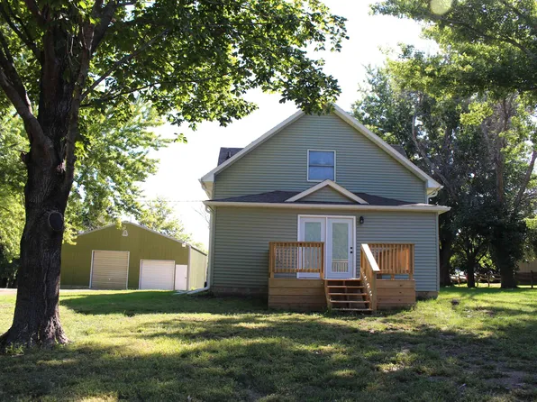 519 8th St, Sioux Rapids, IA 50585