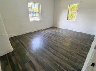 786 NW 75th St, Miami, FL 33150