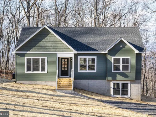 1930 High Top Rd, Linden, VA 22642