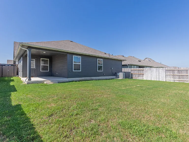 626 Jane Long Dr — Photo 38