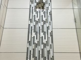 306 Dupont Cir, Howey In The Hills, FL 34737