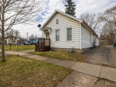 17 Orchard St, Rochester, NY, 14611