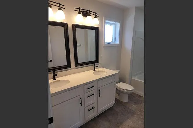 4890 Romaine Rd — Photo 6