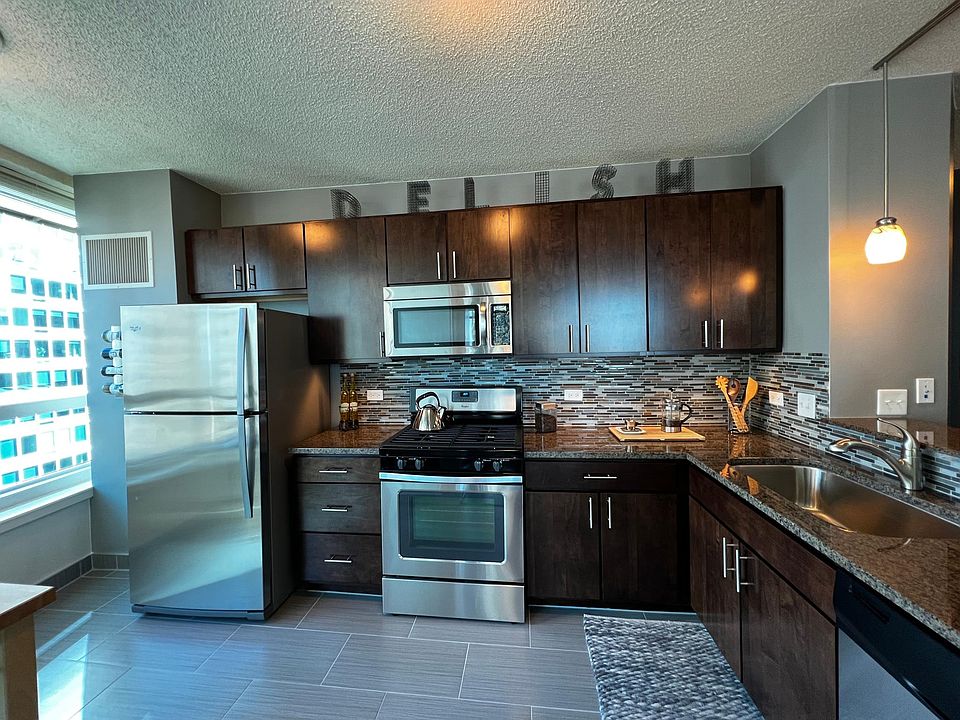 1st image of 600 N Fairbanks Ct #429