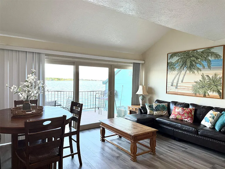 7041 Kingston Cove Ln #241 — Photo 5