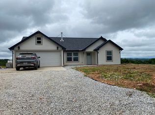 401 Redemption Dr, Harrison, AR 72601