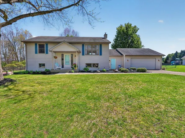 23027 Bobolink Ave, Mattawan, MI 49071