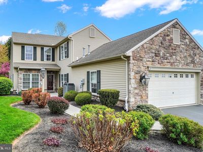 1745 Stone Hill Dr, York, PA, 17402
