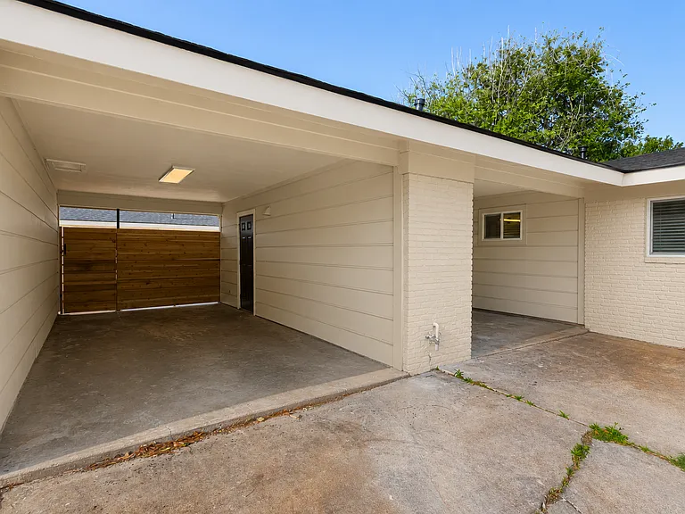 6504 Hickman Ave #A — Photo 19