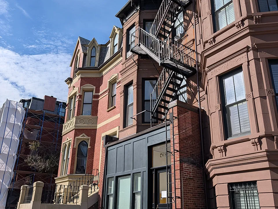 509 Columbus Ave #3