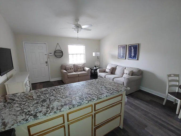 309 Hayden Rd #G — Photo 6