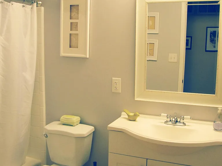 Bathroom #2