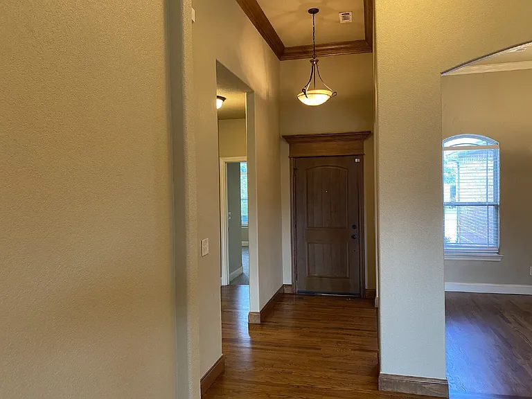 6202 W Sage Dr — Photo 4
