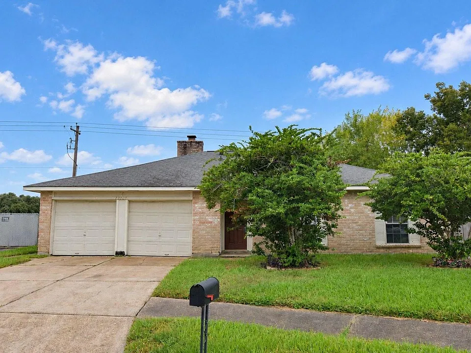 15307 Timberlea Dr