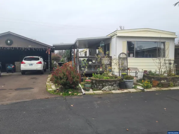 2796 S Main Rd Unit 97, Lebanon, OR 97355