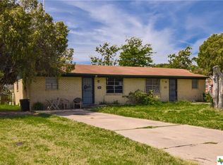 218 E Valley Rd, Harker Heights, TX 76548