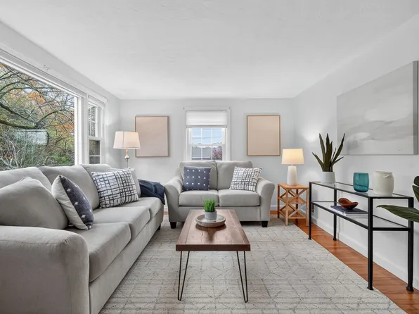 750 Trapelo Rd, Waltham, MA 02452