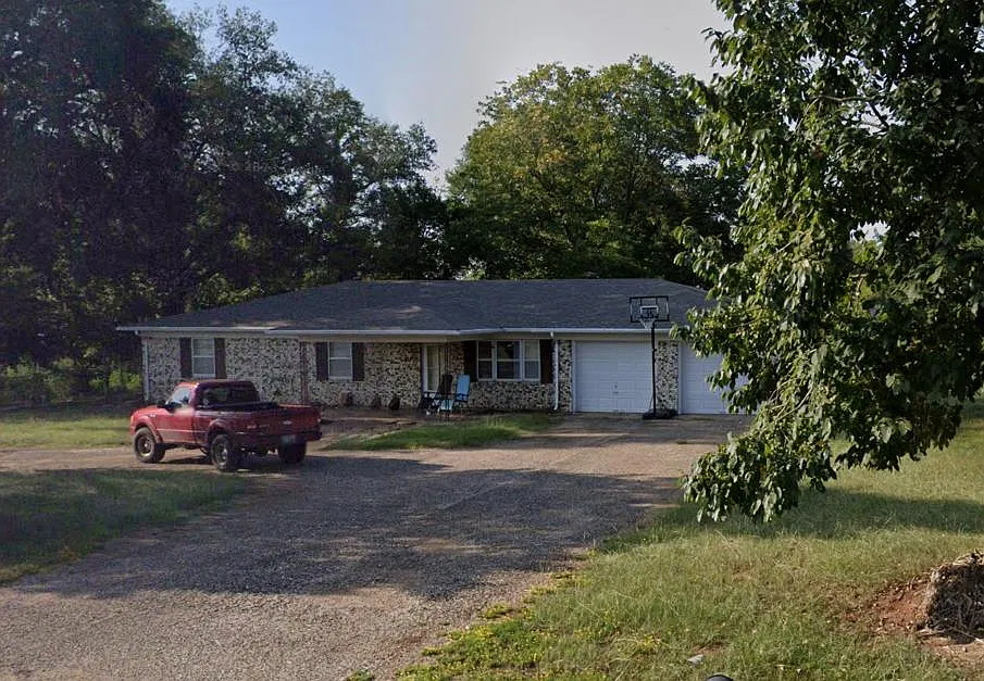 3907 FM 1252 W