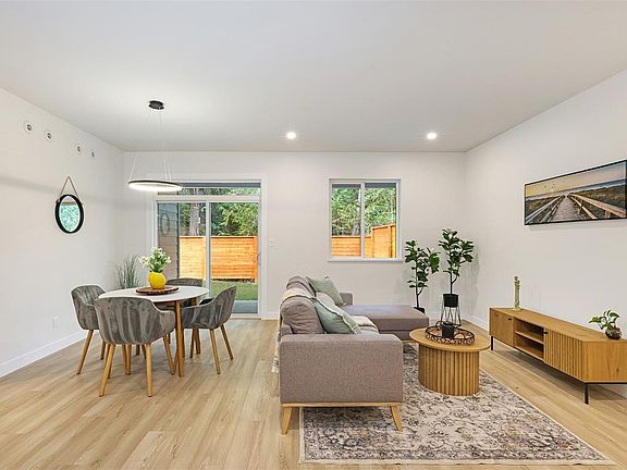 5th image of 1505 Croation Rd #2