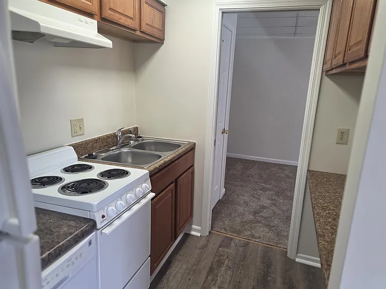 Prospect Way Apartments — Photo 11