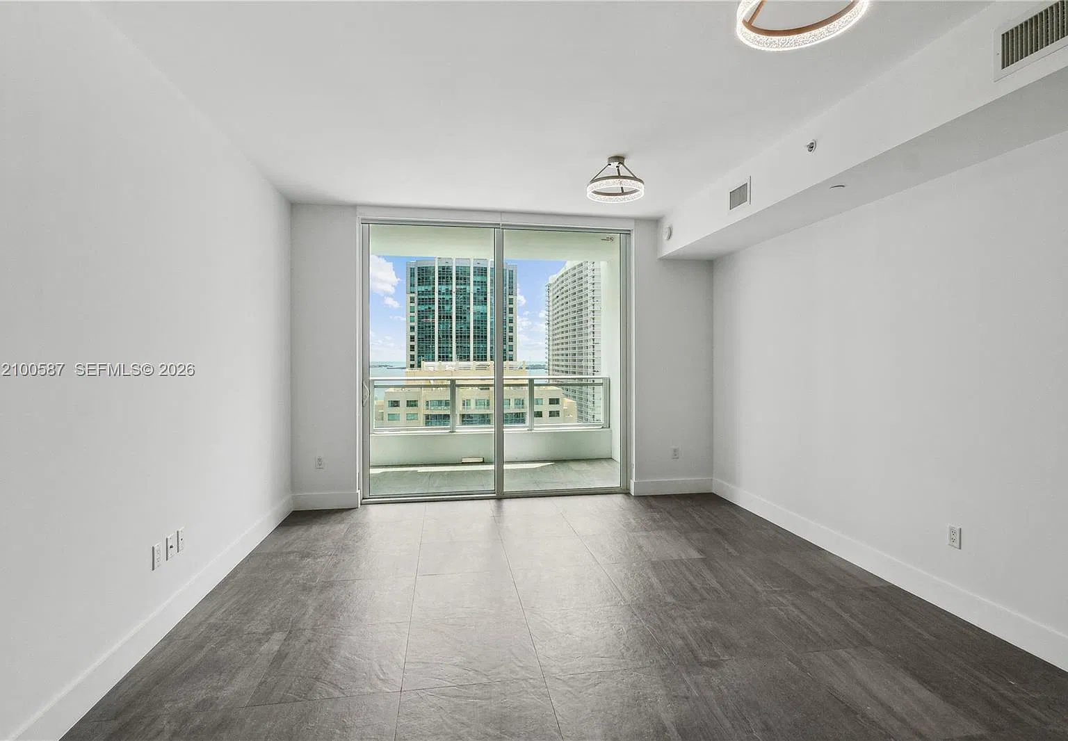 The Bondo (1080 Brickell) — Photo 3