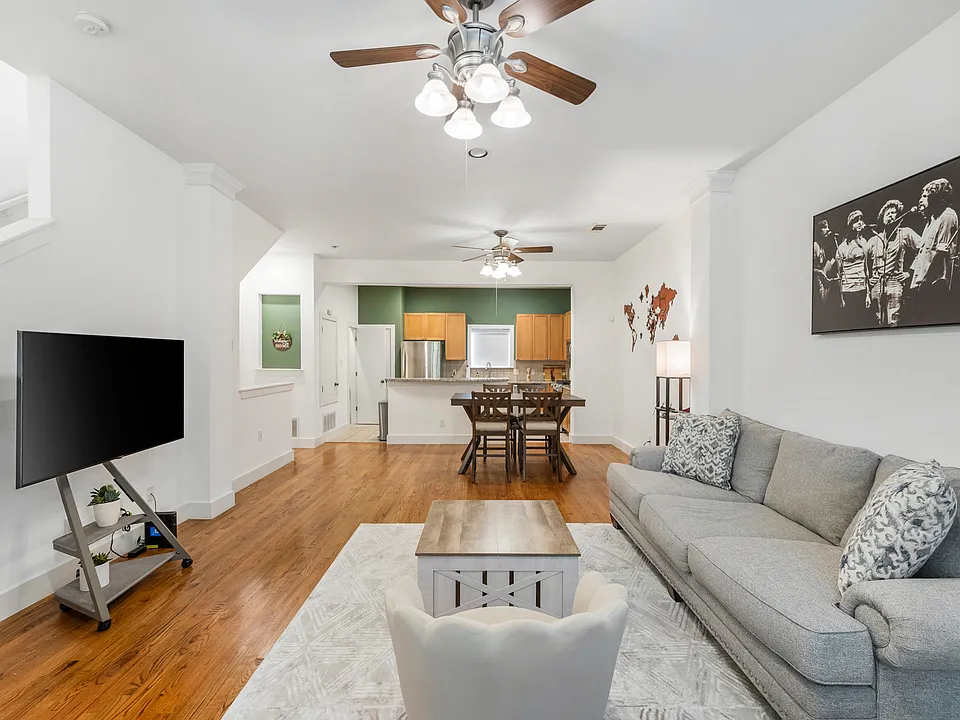 4830 Cedar Springs Rd #37