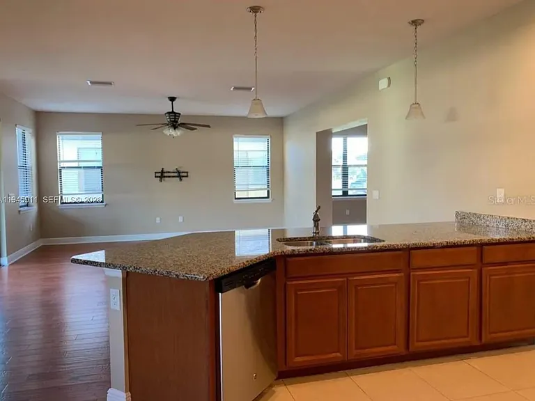 11016 Tahiti Isle Ln — Photo 11