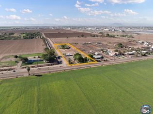 45 E Cruickshank Rd, El Centro, CA 92243