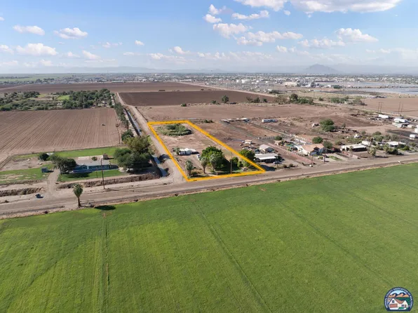 45 E Cruickshank Rd, El Centro, CA 92243