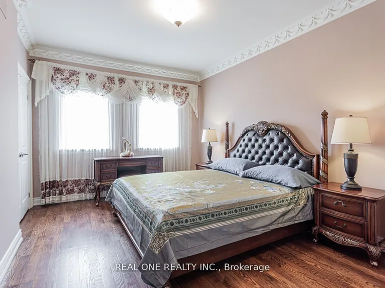 15 Royal Oak Dr — Photo 17