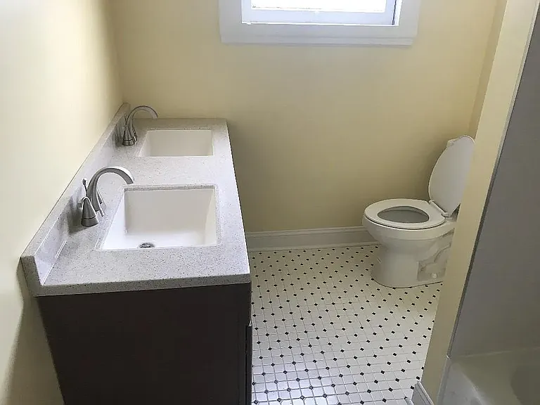 505 W Lenoir Ave — Photo 8