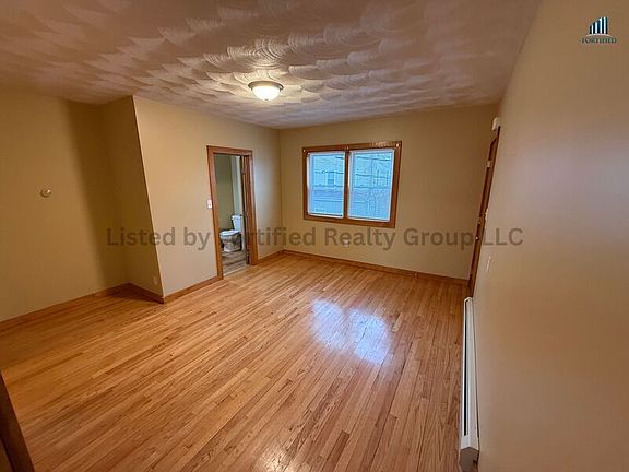 2nd image of 132 Hall St #2E