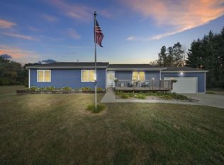 9857 Beeman Rd, Chelsea, MI 48118