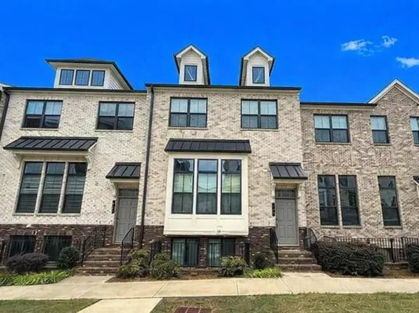 425 Fairview Cir, Roswell, GA 30076