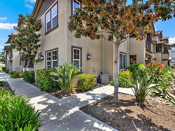3rd image of 16956 Laurel Hill Ln Unit 196