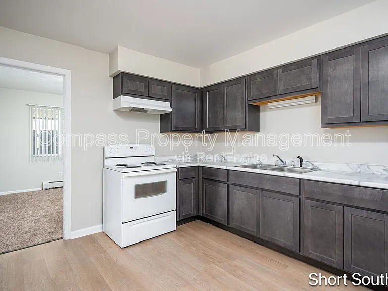 Lakewood Apartments — Photo 34
