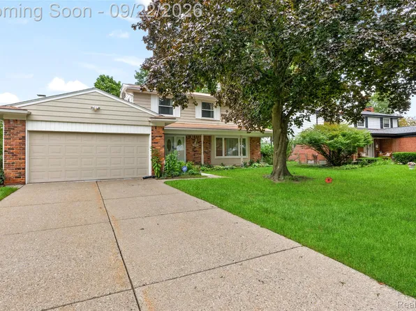 21430 Winchester St, Southfield, MI 48076