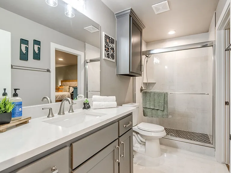609 Abadan Dr — Photo 33