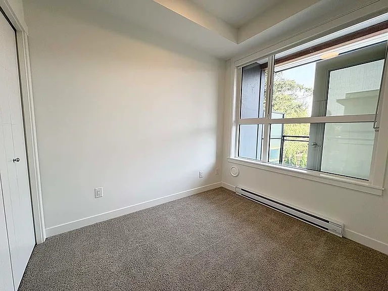 5504 Brydon Cres #203 — Photo 7