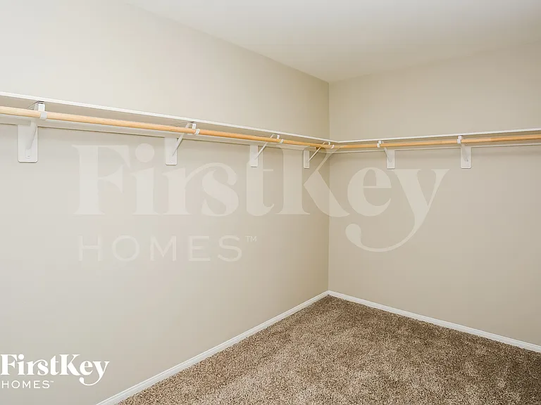 4527 Amberley Ridge Ave — Photo 10